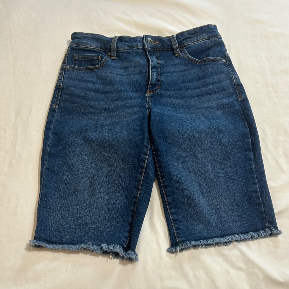 Style & Co Womens Bermuda Denim Shorts Dark Wash Frayed Hem Size 4